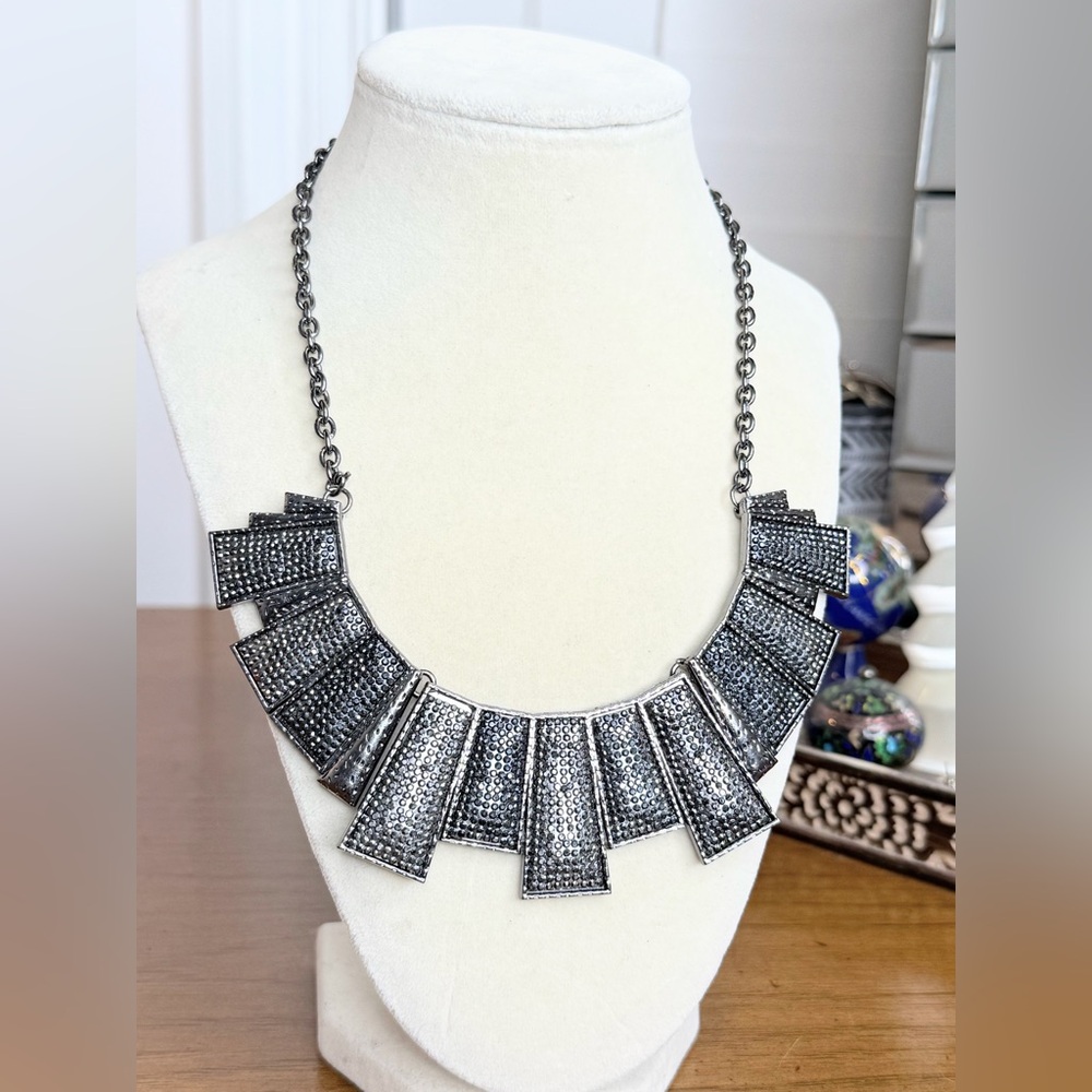 Gunmetal Statement Necklace Earrings Set Geometric Bib Design Black Silver Tone